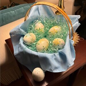 Vintage Easter Eggs (6) 🐥 Hand-painted Pastel Floral Motifs. Preowned